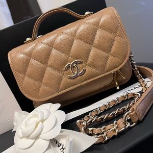 ❌ sold ❌ Chanel Business Affinity mini